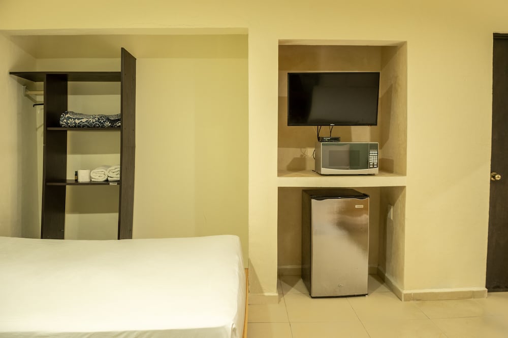 Standard Triple Room - Photo 6