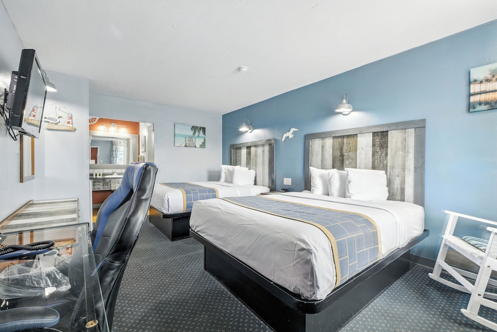 Room, 2 Queen Beds, Non Smoking - Photo 4