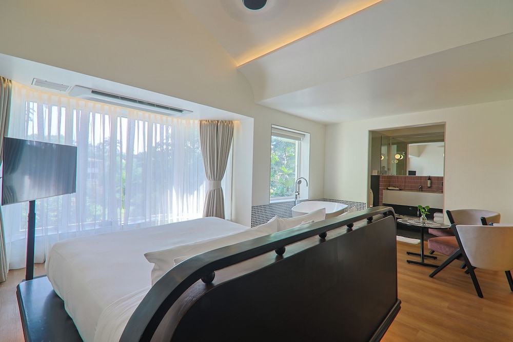 Treepie - Superior Room with Balcony