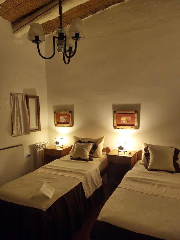 Standard Twin Room, Private Bathroom, Courtyard View (Hojitas de Cedrón) photo 1