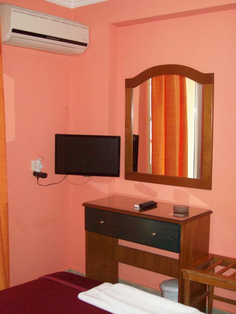 Double or Twin Room photo 2