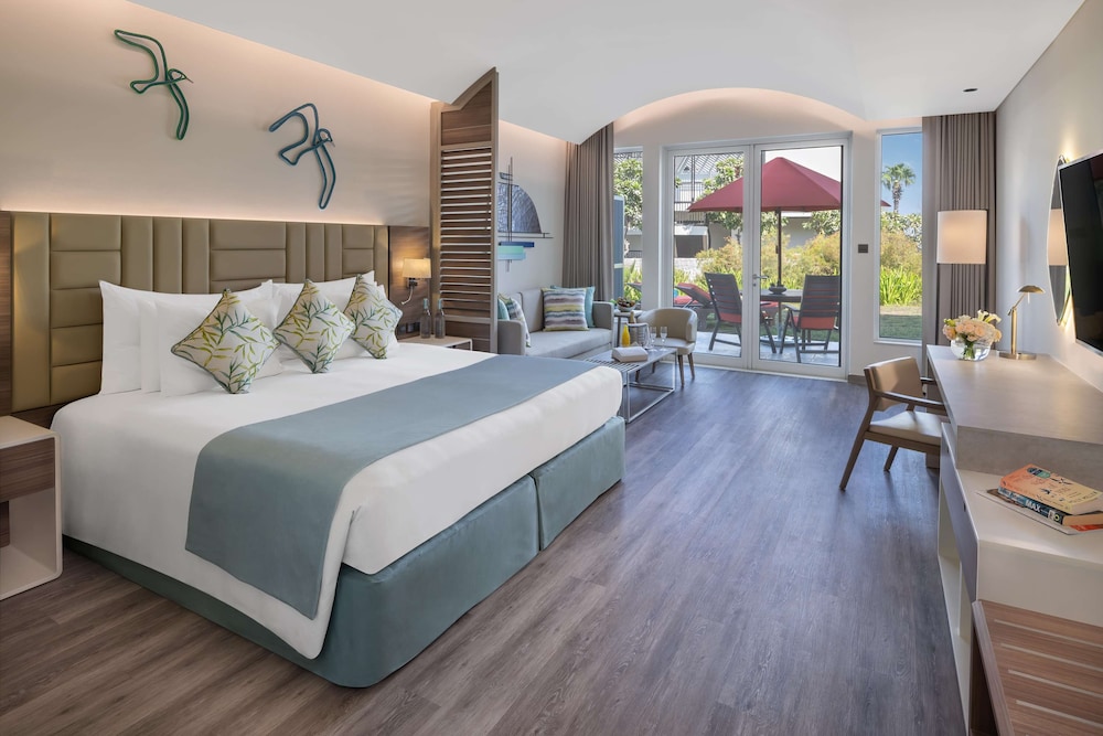Garden Terrace Junior Suite, Dedicated Pool, Private Beach Access & Mall Shuttle