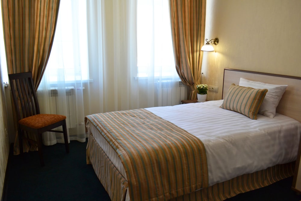 Standard Single Room, 1 Large Twin Bed, Non Smoking, City View
