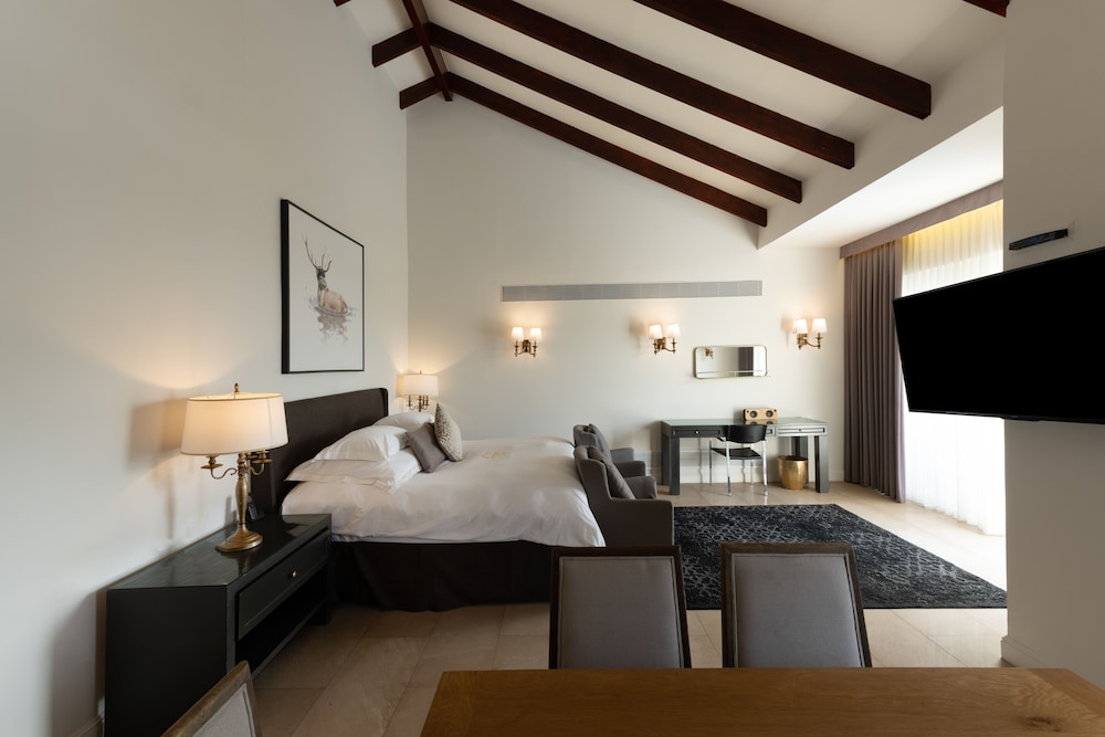 Premium Suite, Private Pool, Garden View