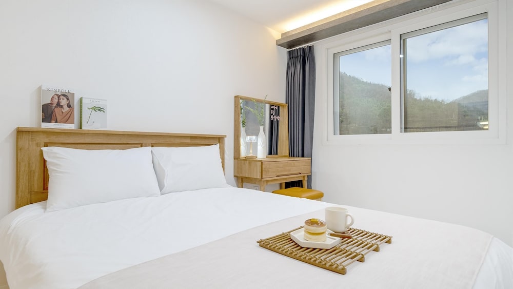 Basic Room, 1 Bedroom (Spa Suite Room 205) - Photo 6