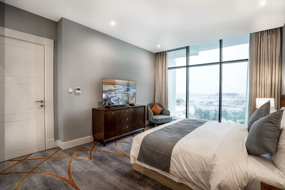 Grand Suite, City View - Photo 8