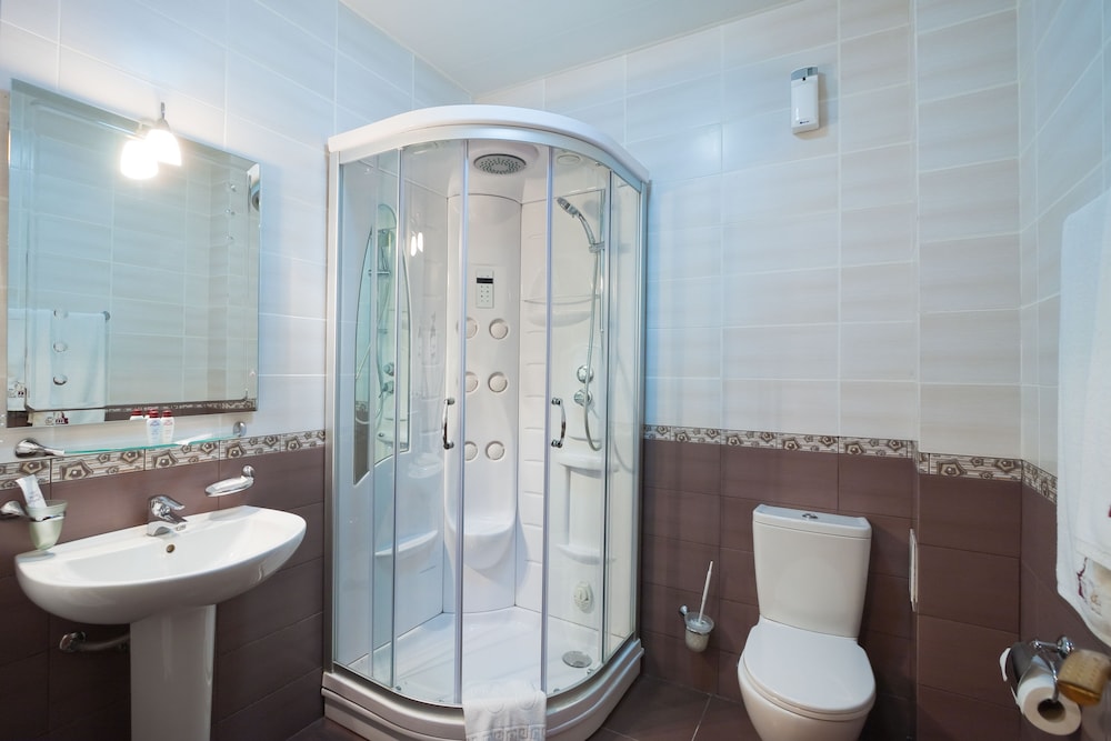 Standard Double or Twin Room photo 2