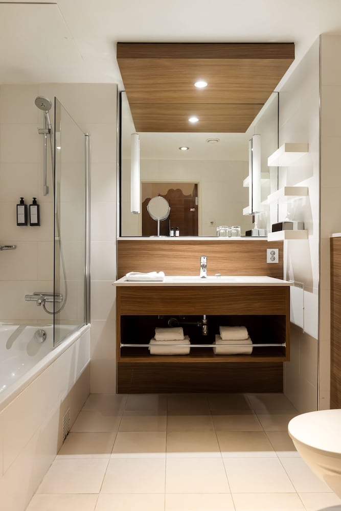 Deluxe Double Room - Photo 17