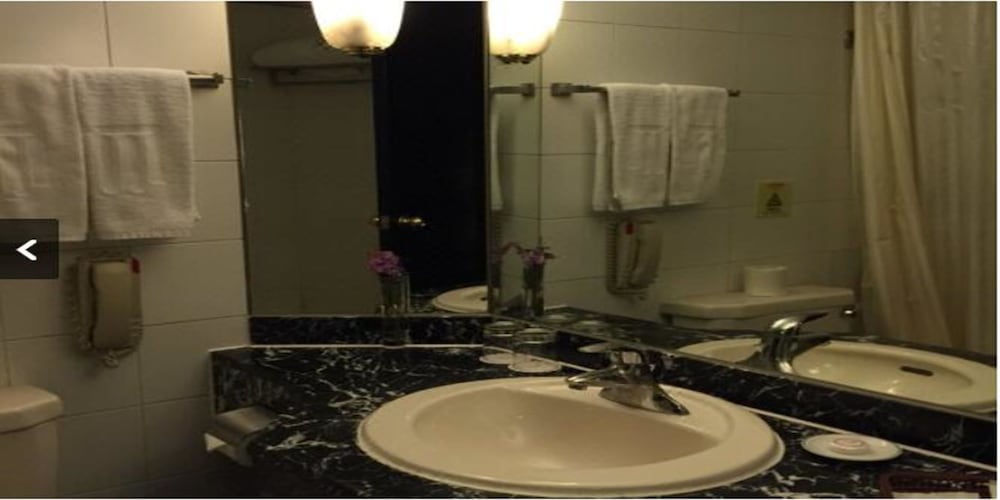 Business Twin Room photo 2
