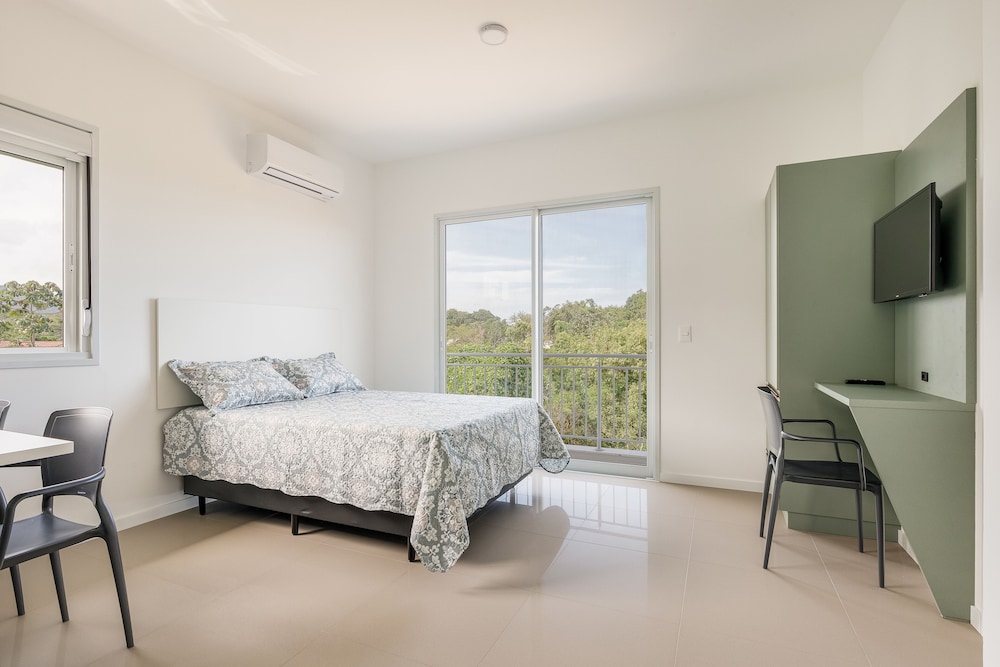 Basic Twin Room