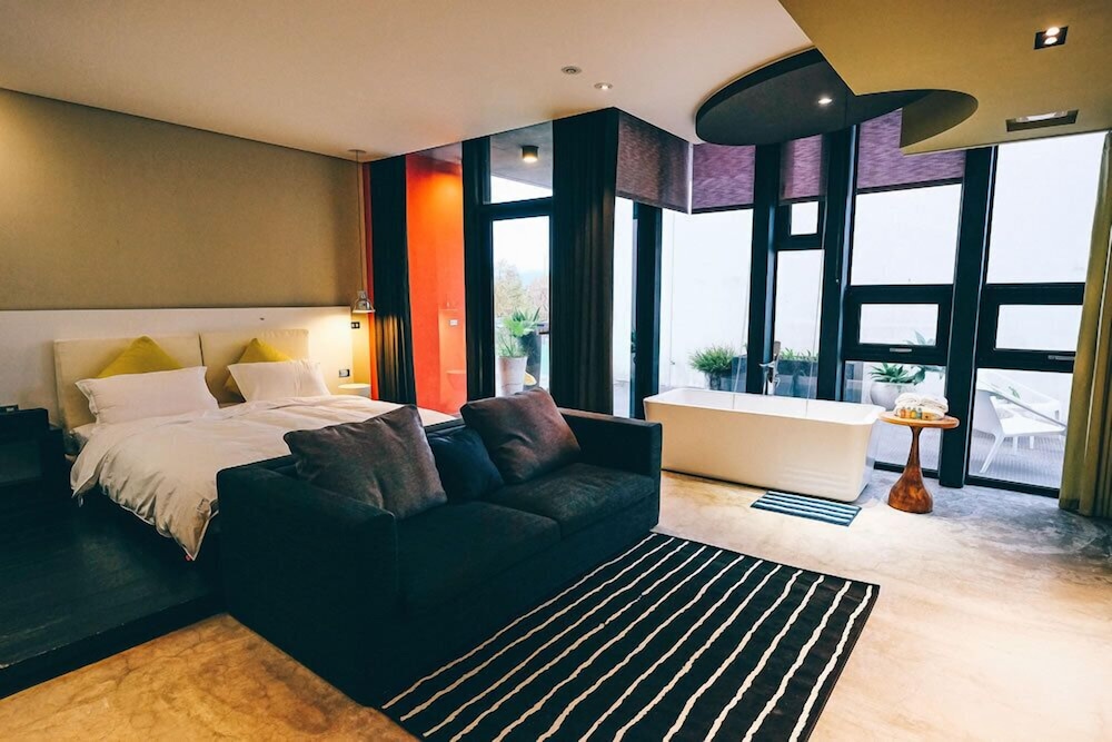 Design House photo 1