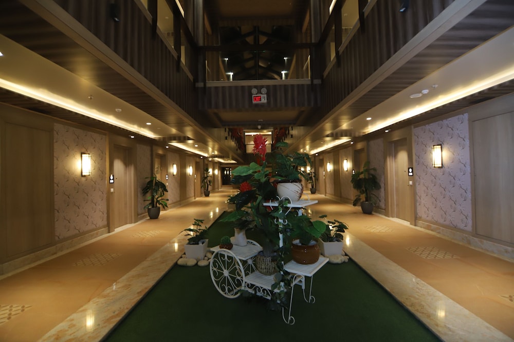 Executive Room - Photo 2