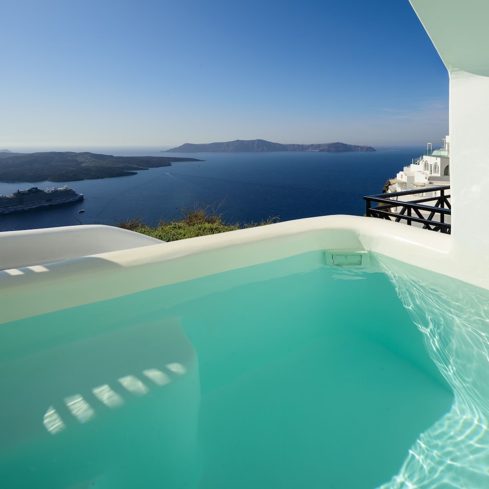 Apartment (Outdoor Hot Tub) - Photo 11