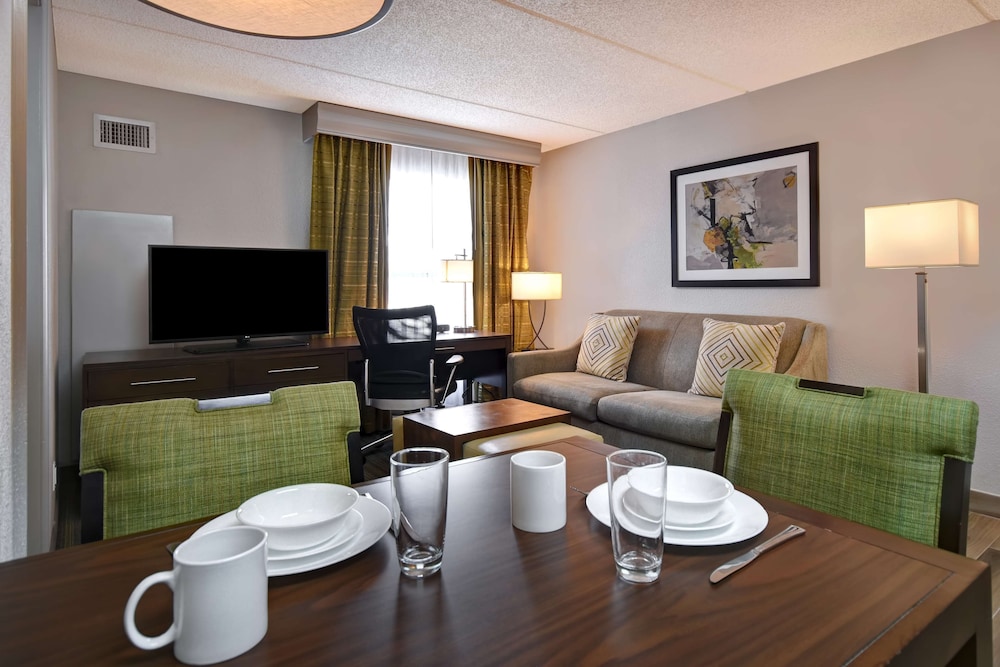 Room, Accessible, Non Smoking - Photo 2