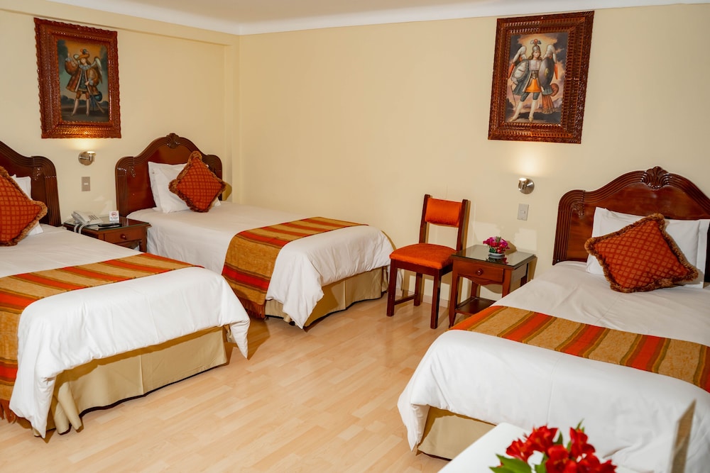 Triple Room