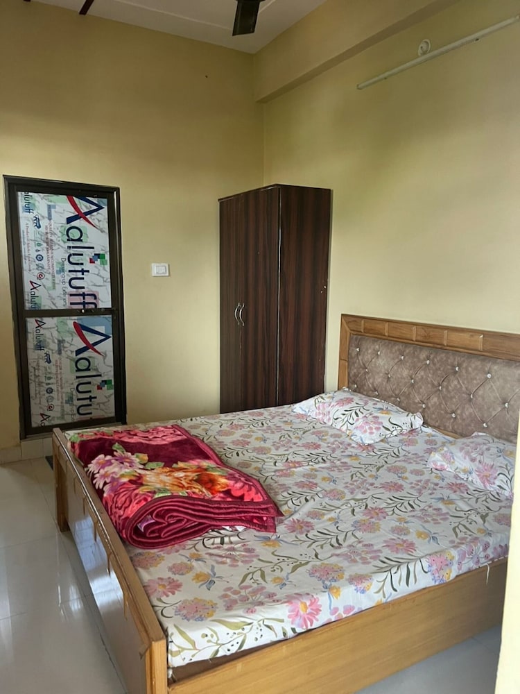 Deluxe Double Room, City View photo 3