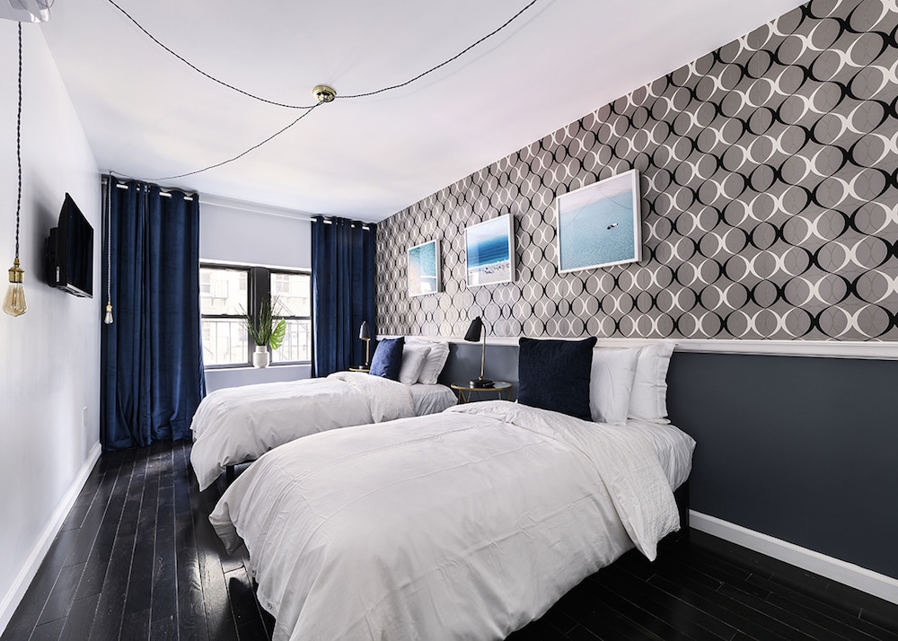 Deluxe Apartment, Multiple Beds, Non Smoking, City View photo 2