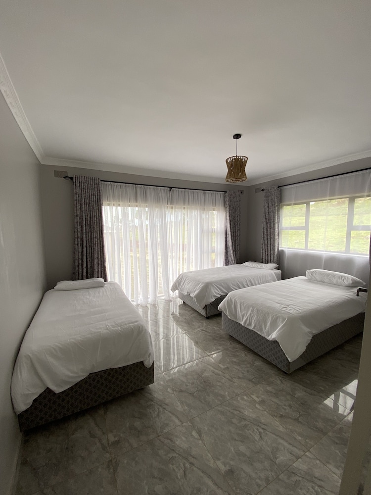 Deluxe Villa photo 3