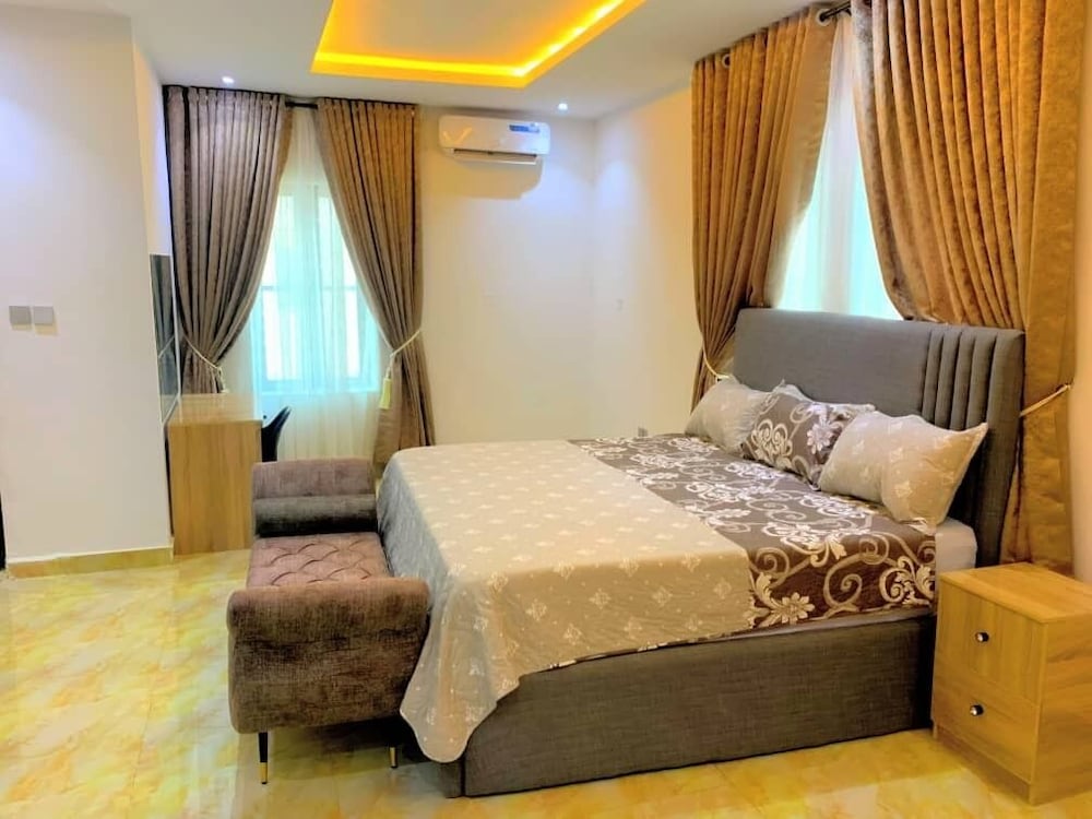 Family Apartment photo 1