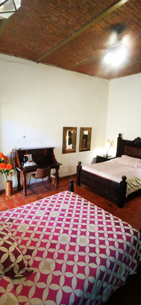 Superior Quadruple Room photo 3