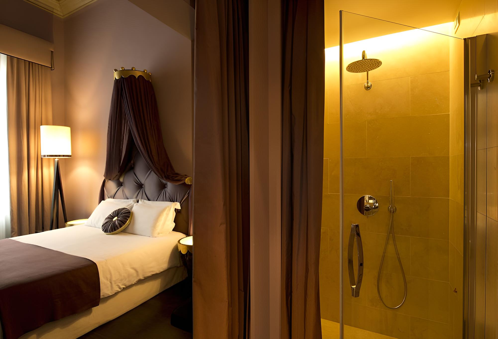 Deluxe Double Room photo 2
