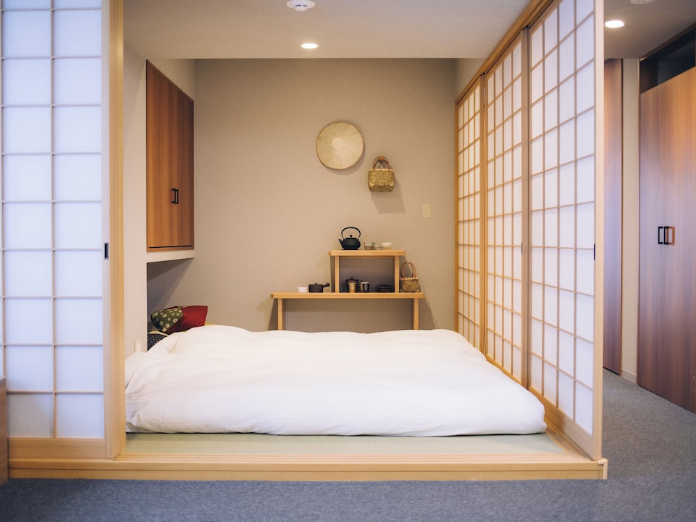 Two-Bedroom Japanese Suite - Photo 2