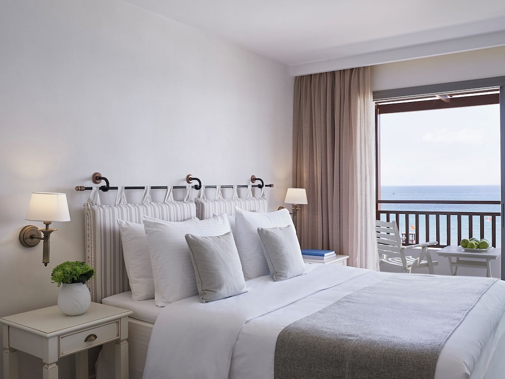 Exclusive Adult Sea View Room (aged 16+) - Photo 1