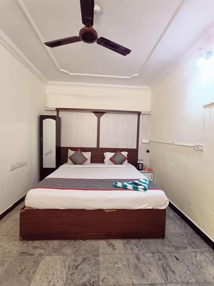 Standard Double Room - Photo 5