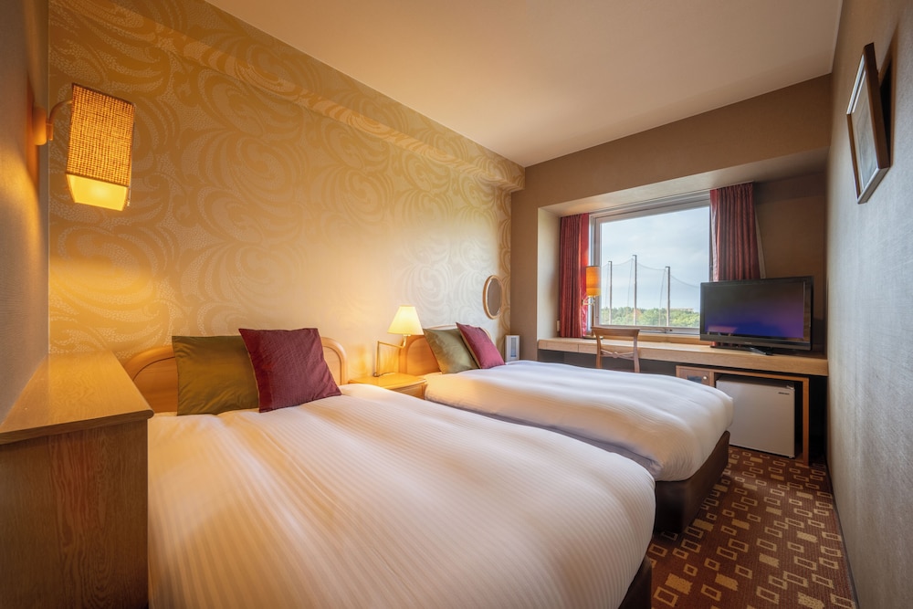 Economy Twin Room, Smoking