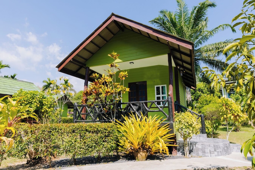 Standard Bungalow, Terrace, Garden View
