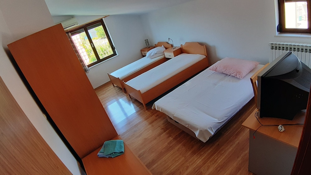 Double Or Twin Room, Courtyard View
