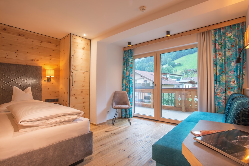 Premium Single Room