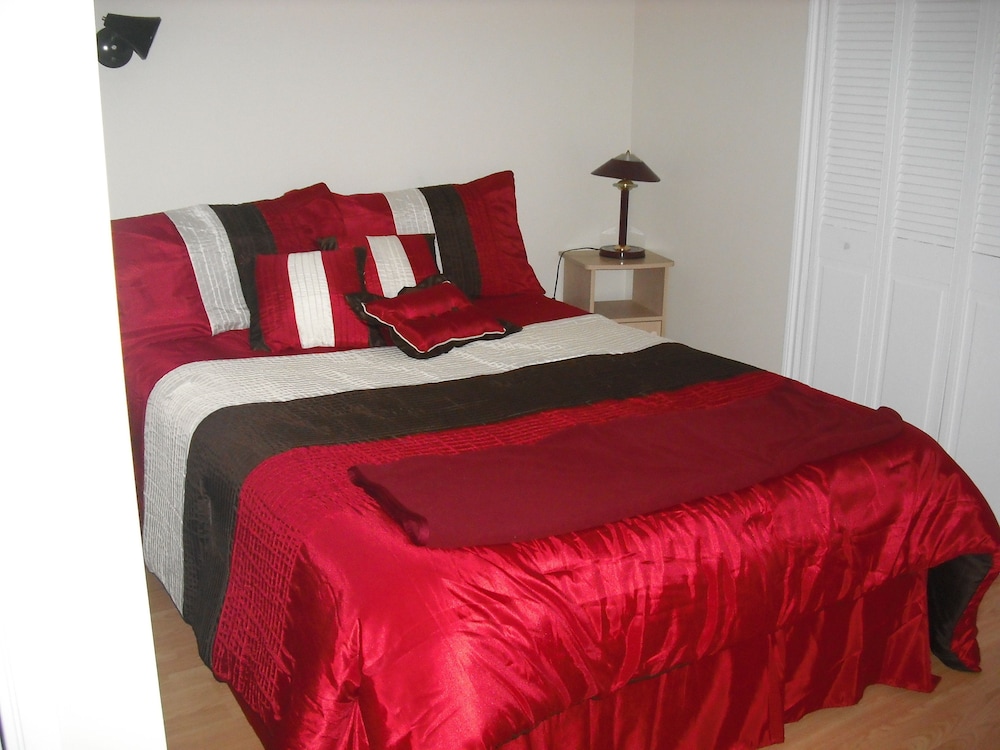 Classic Room, 1 Queen Bed, Sea View photo 3