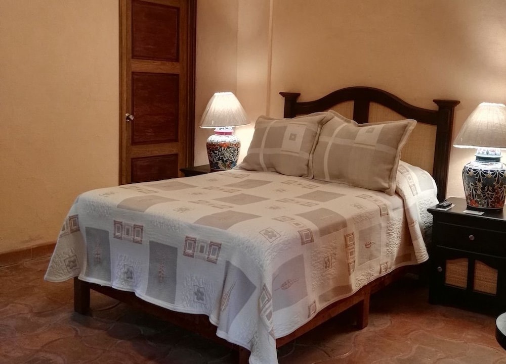 Double Room (1 Double Bed)