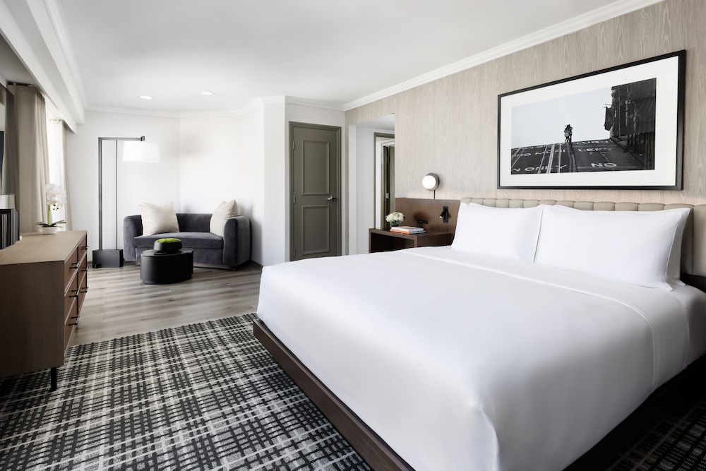 Presidential Suite, 1 Bedroom thumbnail 5