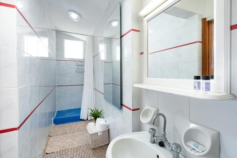 Triple Room, Garden View photo 2