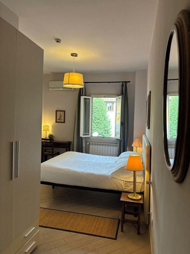 Classic Double Room photo 1