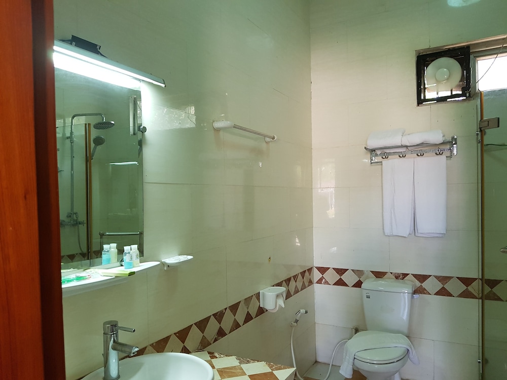 Ruby Deluxe Bungalow photo 2