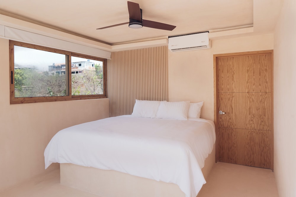Standard Room, Mountain View photo 2