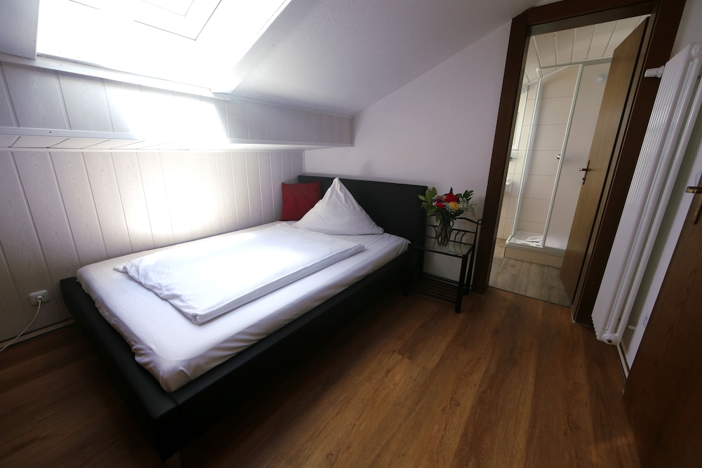 Basic Room, 1 Twin Bed photo 2