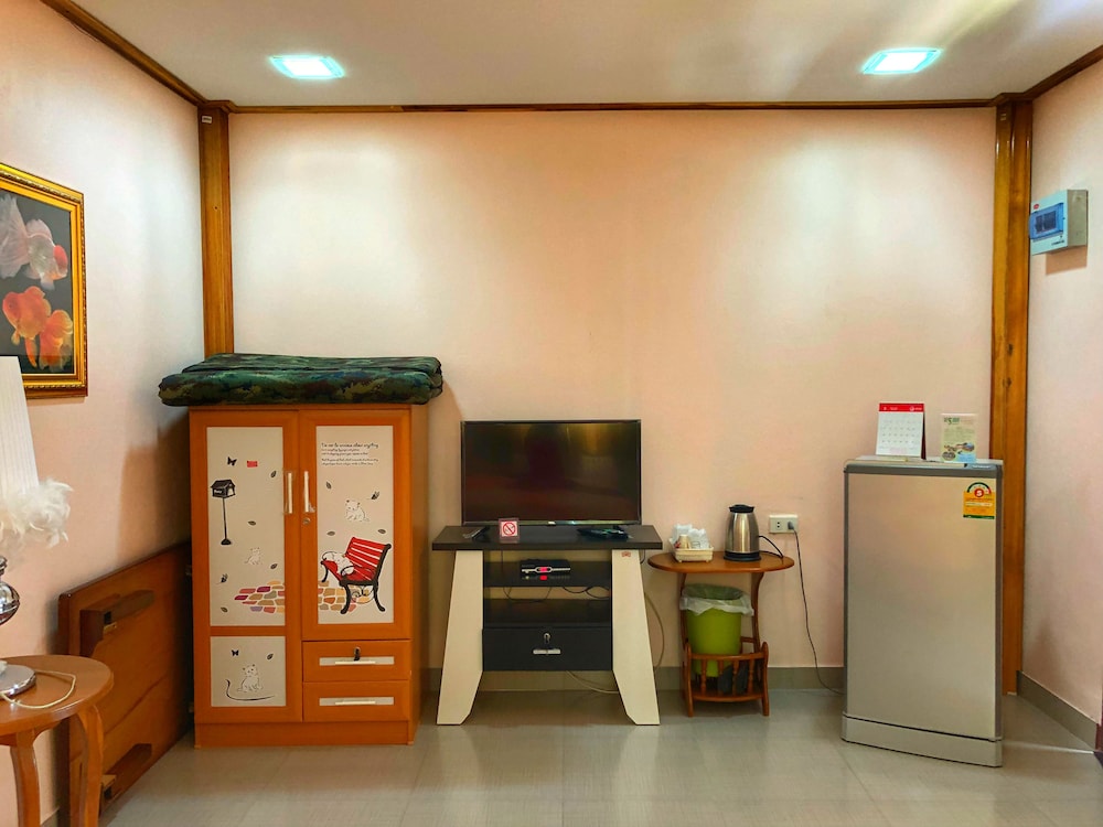 Deluxe Bungalow photo 2