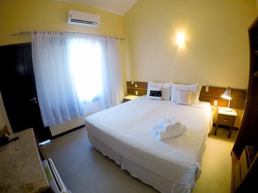 Superior Twin Room, Pool View photo 3