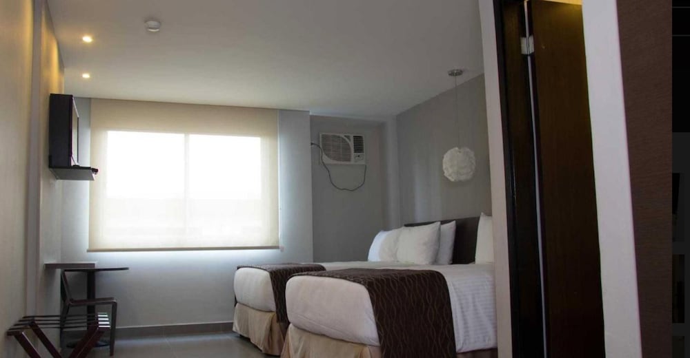Standard Double Room, 2 Double Beds photo 2
