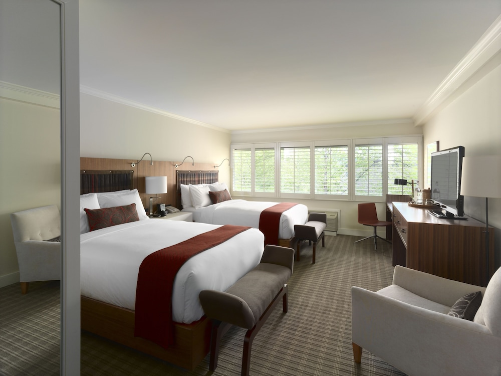 Deluxe 2 Double Beds