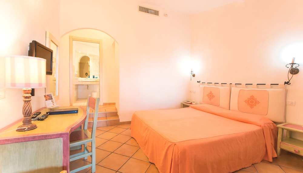 Standard Double Room, Balcony - Photo 2