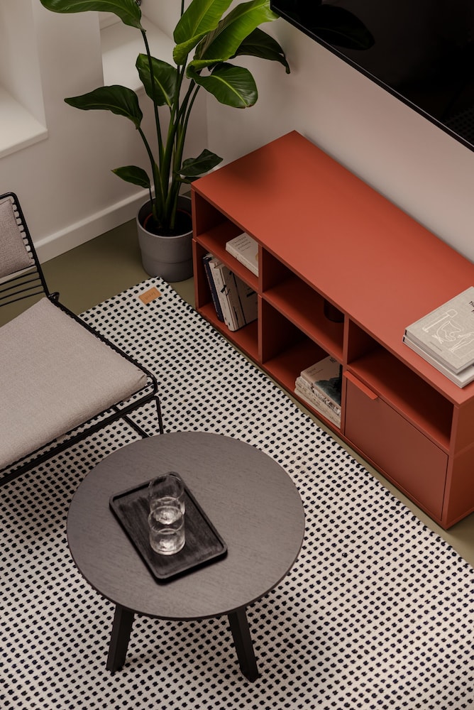 One Bedroom Apartment - Photo 9