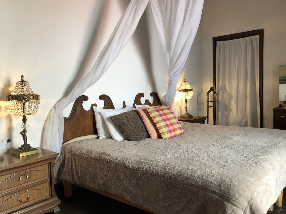 Superior Suite, 1 King Bed, Jetted Tub - Photo 2