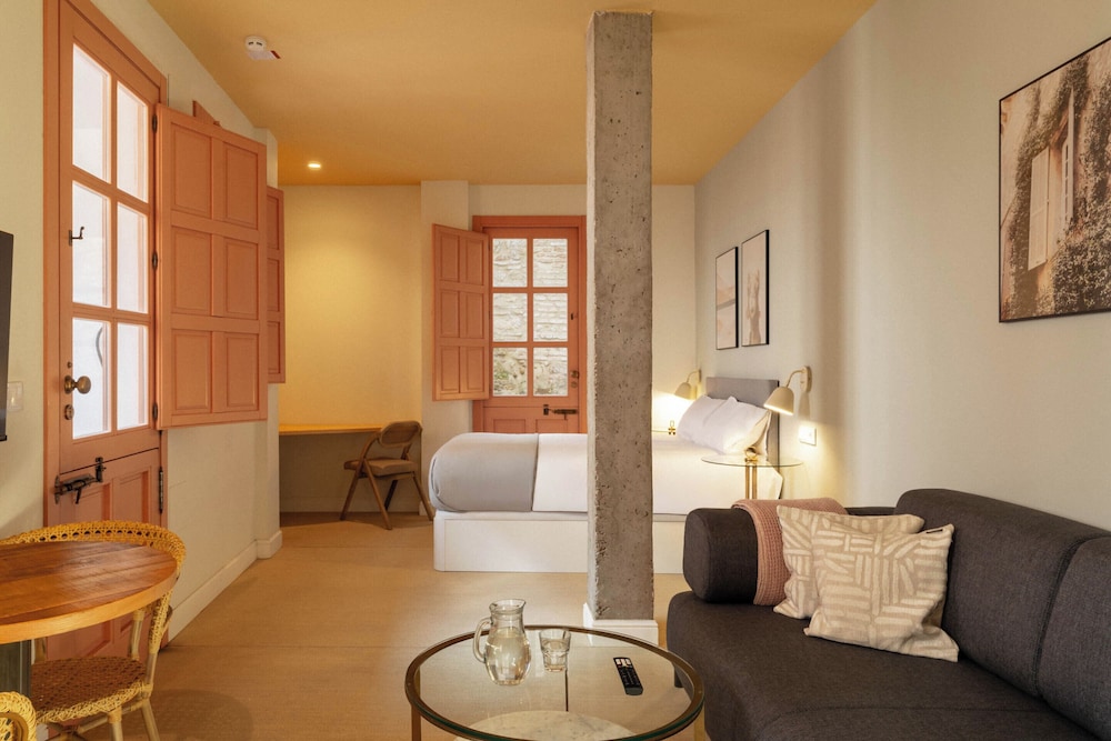 Estudio con Patio Privado