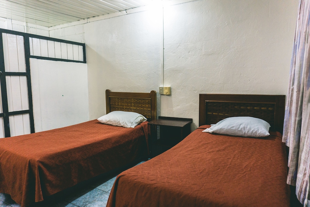 Standard Twin Room, 2 Twin Beds photo 1