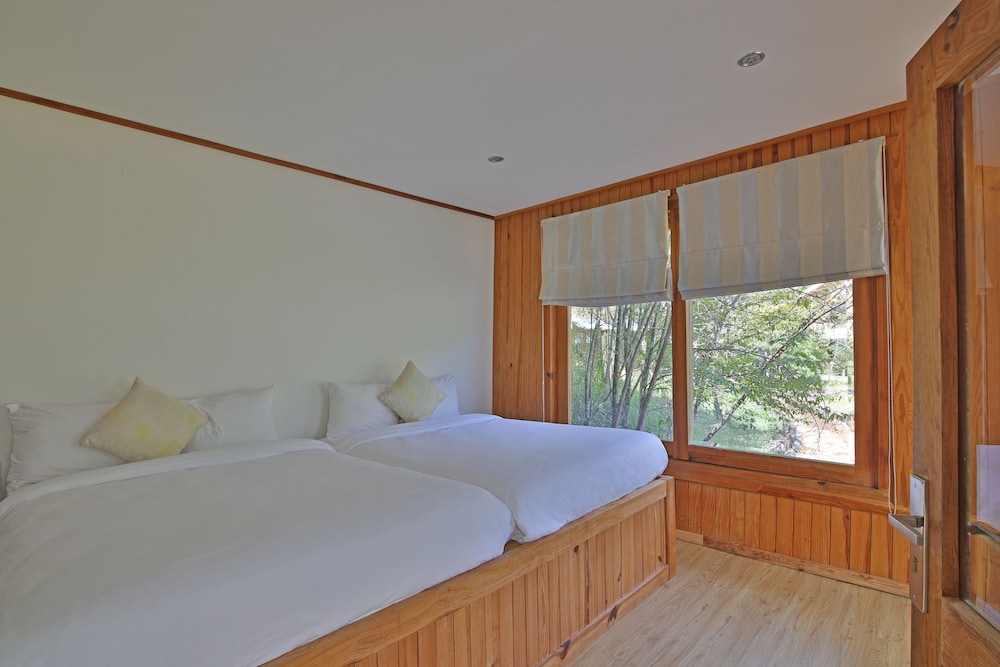 Camelia Cottage 1
